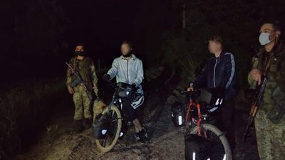 Двоє німців незаконно перетнули кордон, бо думали, що Україна в ЄС (ФОТО)