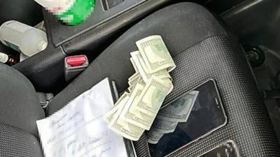 СБУ викрила митників, які шантажували підприємців (ФОТО)