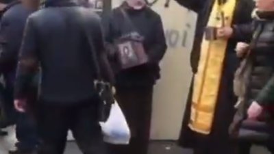 Як алкаші переодягнувшись в священиків, збирали гроші на реставрацію неіснуючого храму (ВІДЕО)