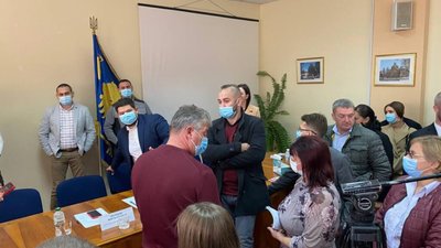 "Слуги" Зеленського та "Самопоміч" виступають за підвищення тарифів для мешканців Львівщини (ФОТО, ВІДЕО)
