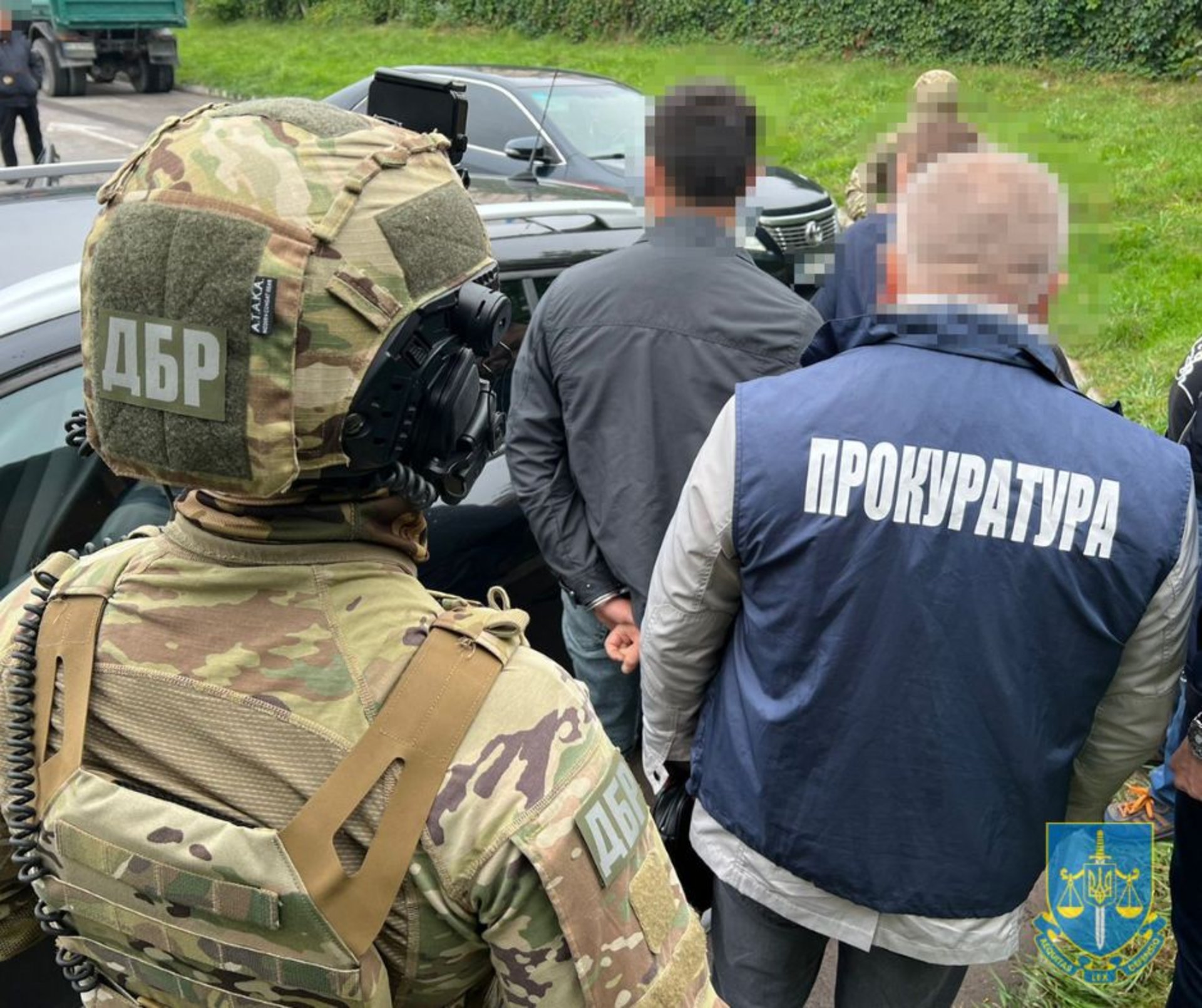 У Львові через хабар за перевезення золотих злитків через кордон судитимуть митника