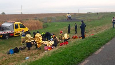 У Польщі перекинувся автобус з людьми, водієм виявився громадянин України (ФОТО)