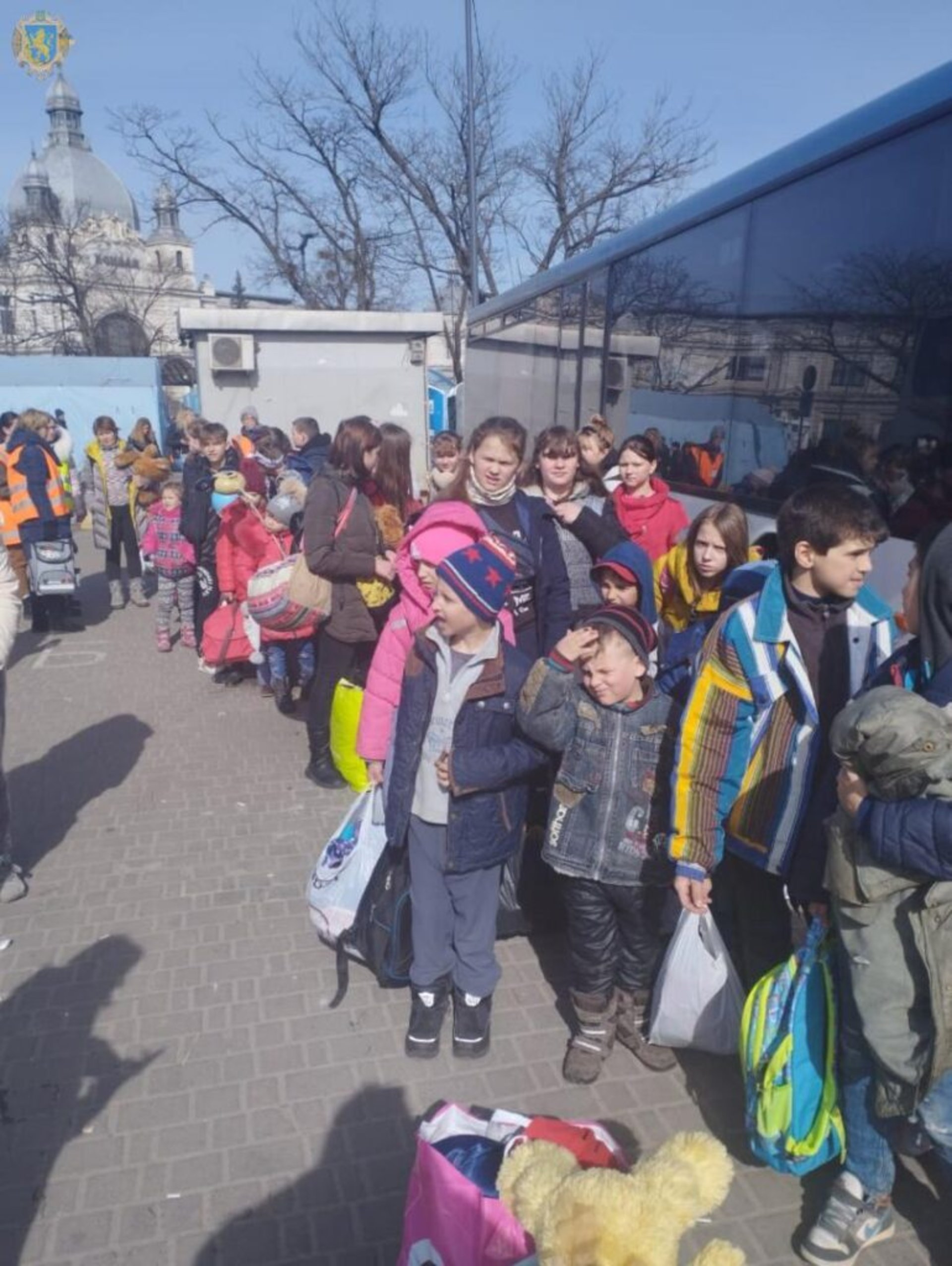 З Львівщини за кордон продовжують евакуйовувати дітей з областей, що найбільше потерпіли від воєнних дій