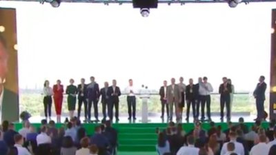 Триразовий переможець телешоу "Розсміши коміка": у Зеленського озвучили прізвище кандидата в мери Тернополя