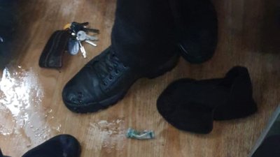 Слідчі ТУ ДБР у Львові затримали прикордонника, що вимагав гроші за перевезення цигарок до Європи