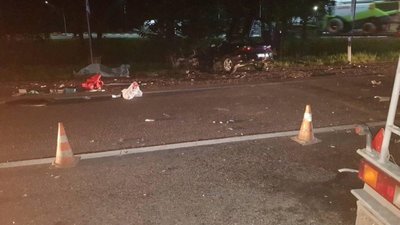 Поблизу Львова внаслідок зіткнення з вантажівкою загинув водій легковика