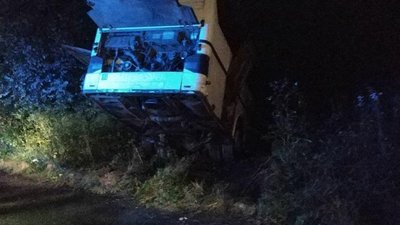 У Гамаліївці в ДТП потрапили дві фури і пасажирський автобус: є постраждалі (ФОТО)