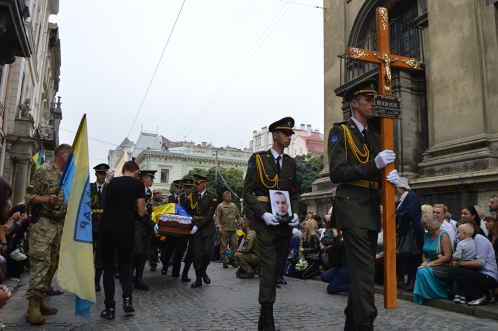 На Львівщині прощаються із загиблим Героєм Мар’яном Найдою