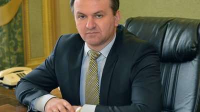 Зеленський несе особисту відповідальність за своїх представників у владі, - Синютка