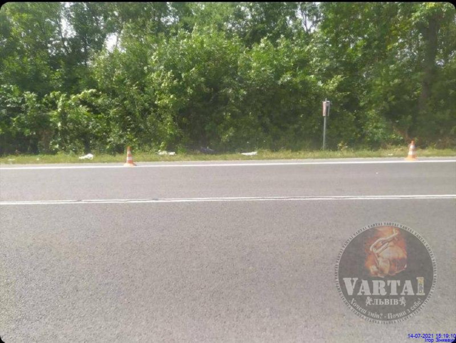 На трасі "Львів - Луцьк" мотоцикліст злетів з траси