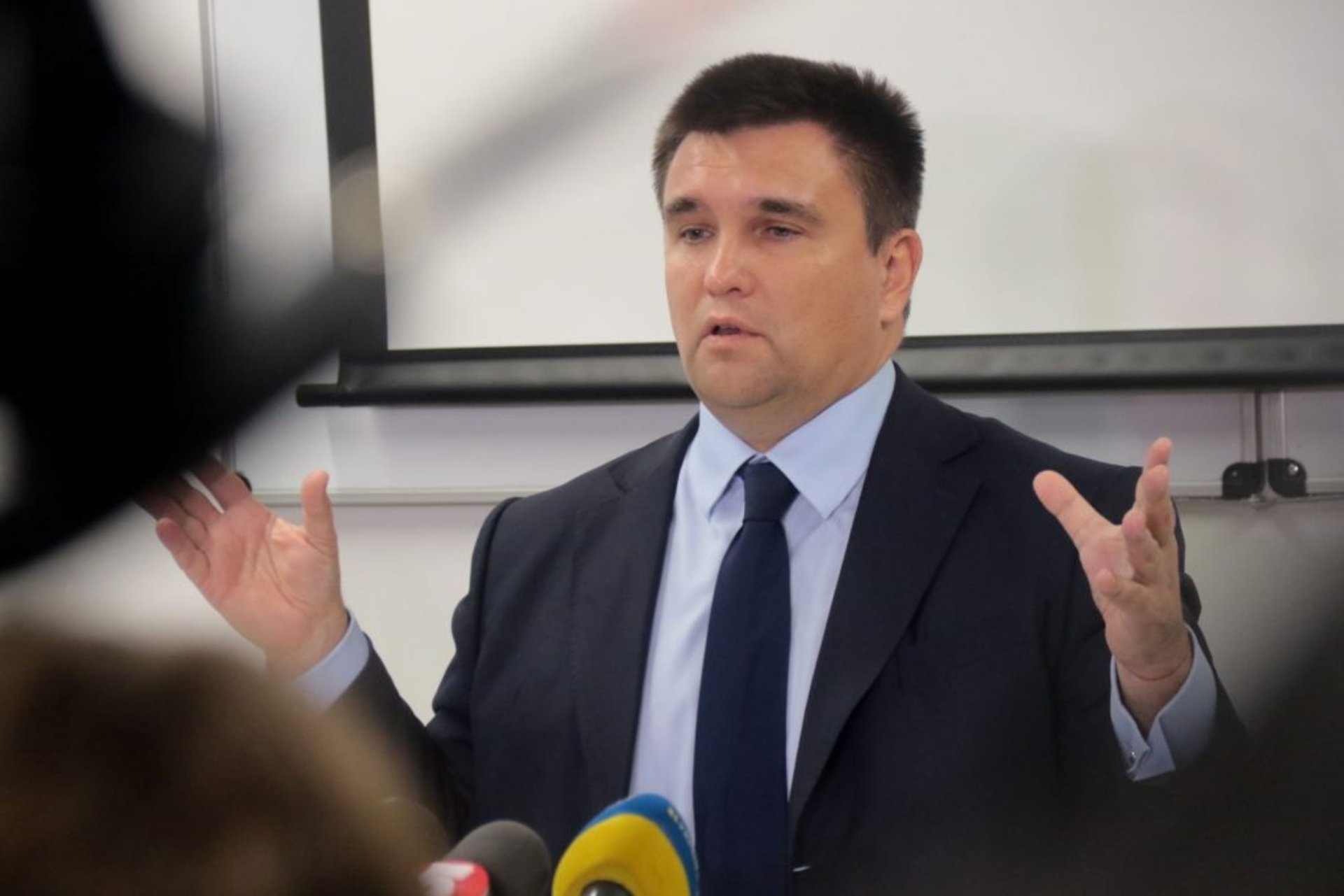 Прес-конференція Міністра закордонних справ України Павла Клімкіна