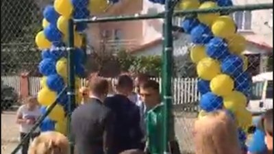 Біля Львова відкрили перший комунальний стадіон (ВІДЕО)