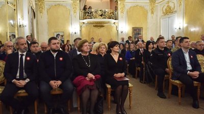 Львівщина вітає поляків із Днем Незалежності (ФОТО)