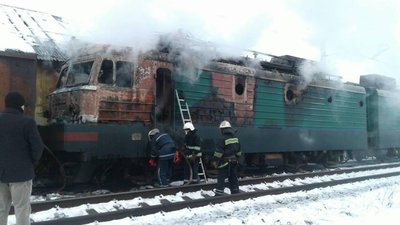 На Львівщині горів електровоз