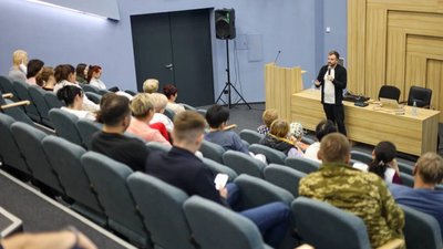 ​​Відомі гумористи та артисти підтримують воїнів, які проходять лікування та реабілітацію у медзакладах Львівщини