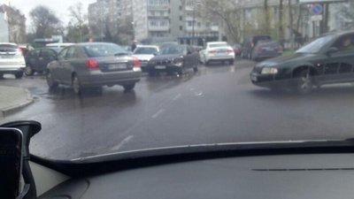 У Львові на Сахарова не розминулись автомобілі (ФОТО)