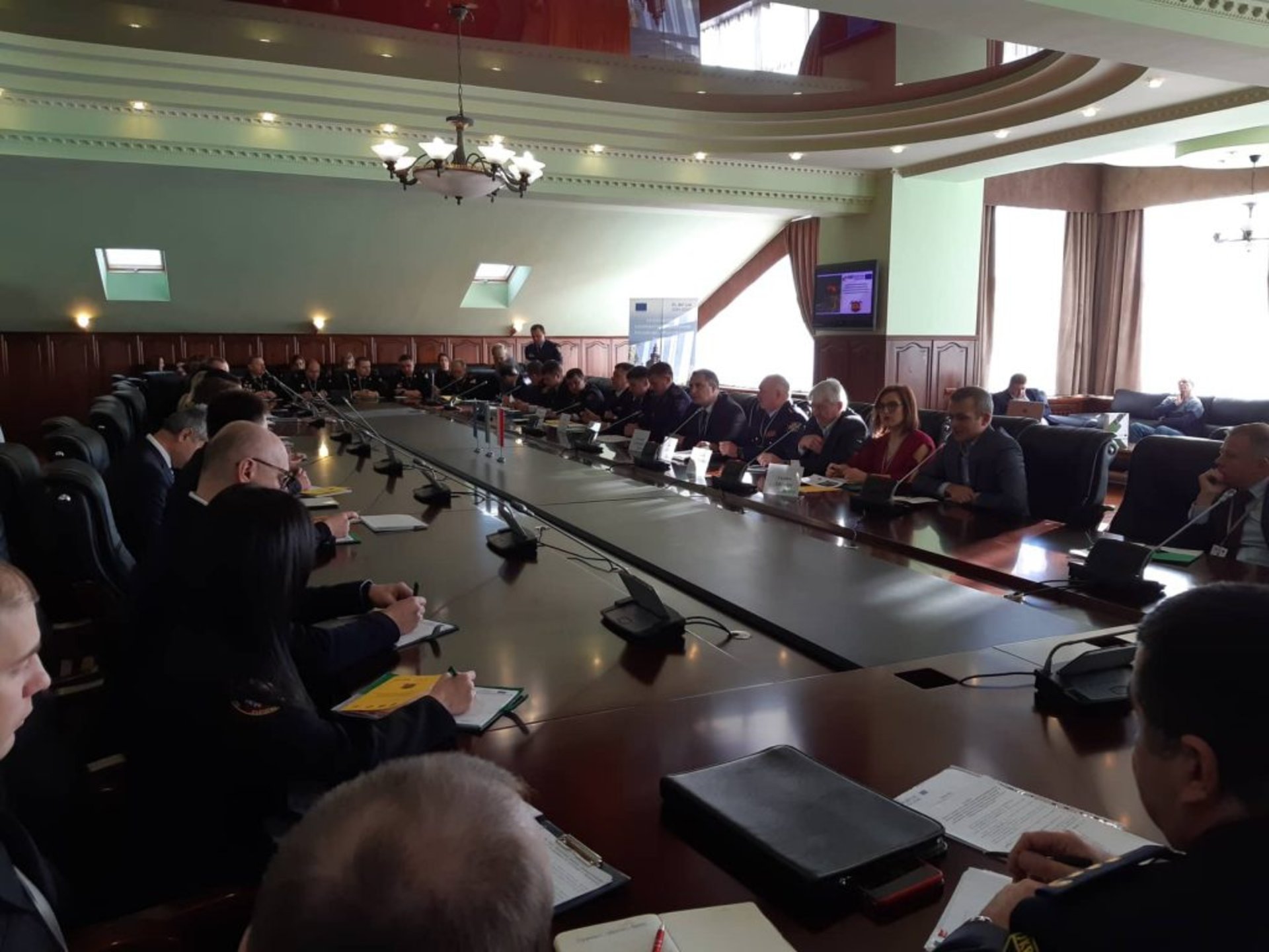 На Львівщині презентували проект з попередження та реагування на катастрофи. Фото: головне управління ДСНС у Львівській області.