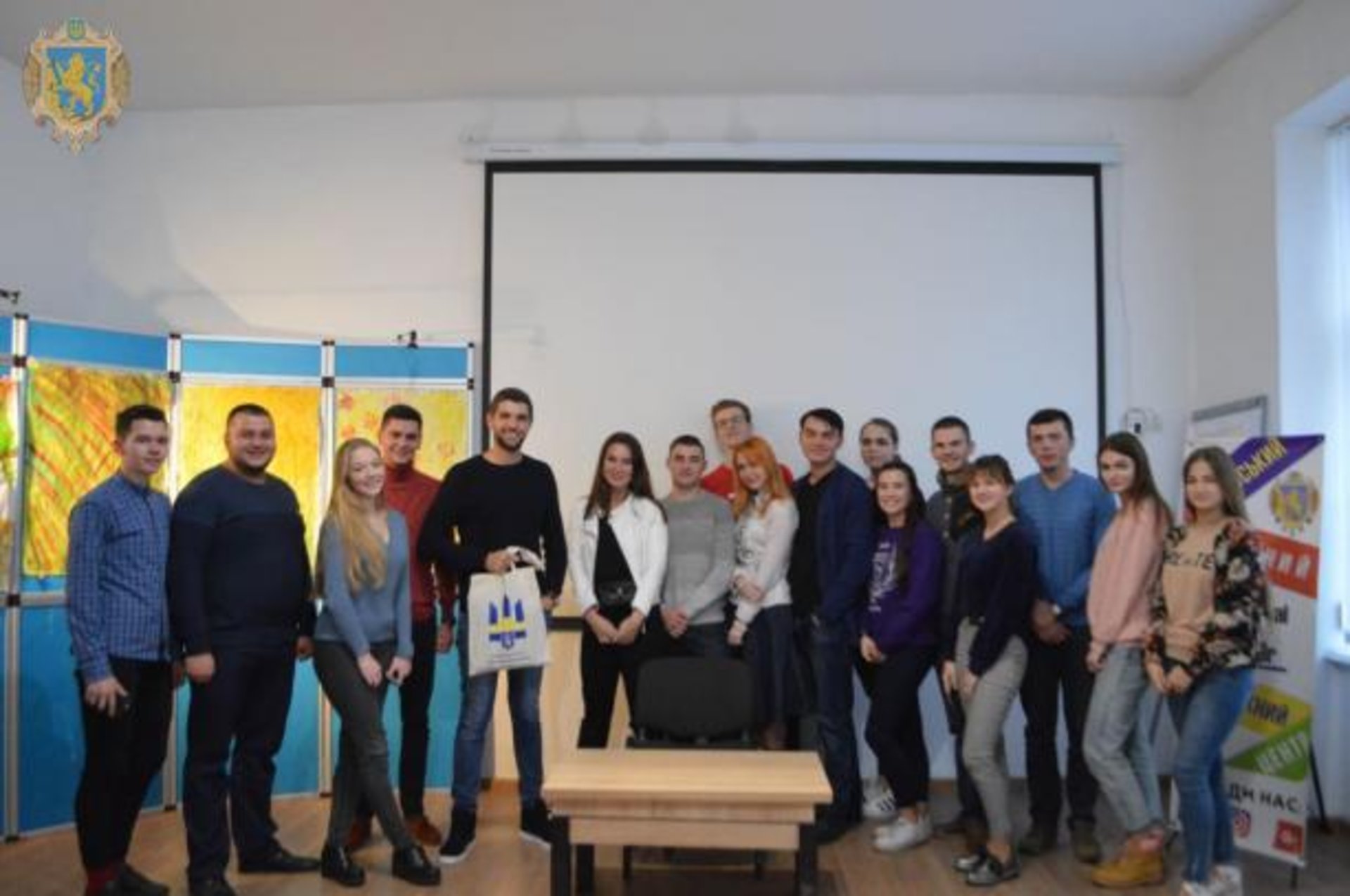 Молодь зустрілась із Миколою Стецьківим - учасником АТО та успішним бізнесменом. Фото: прес-служба ЛОДА.