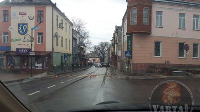 На Івано-Франківщині у ДТП постраждав автомобіль поліції (ВІДЕО)