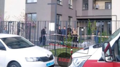 У мережі показали фото з місця самогубства дітей у Львові