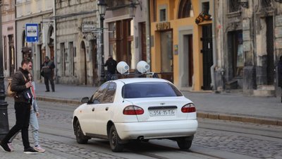 У Львові знову курсуватимуть інформаційні машини, які повідомлятимуть про COVID-19 (ВІДЕО)