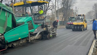 У Львові нарешті покладуть асфальт на мості на Кульпарківській