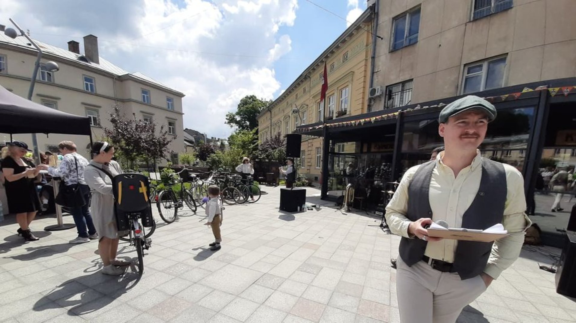 У Львові влаштували ретро-фестиваль міської культури, фото Суспільне
