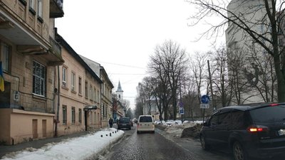 У Львові велорух на Пекарській порівняли із Личаківським кладовищем