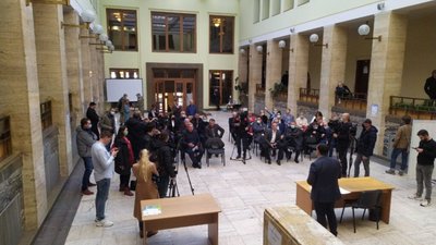 Сесійну залу Закарпатської облради "замінували" перед засіданням, на якому мали обирати нового голову