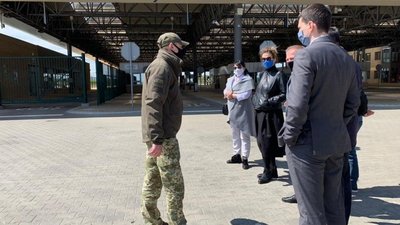 На Львівщині заговорили про відновлення пішого переходу в Угринові