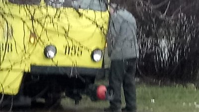 Водій "Львівелектротрансу" привселюдно справив нужду на трамвай (ФОТО)