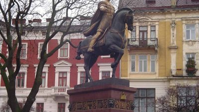 7 жовтня 1253 року короновано Данила Галицького