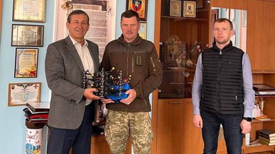 5 FPV-дронів передали зі Стрийщини нашим оборонцям на передову
