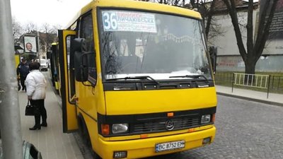 Нелегали захопили автобусні маршрути у Львові