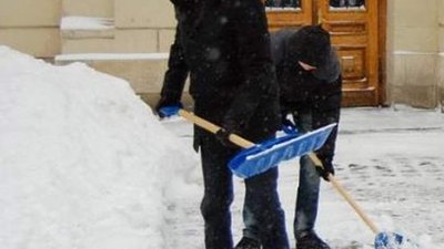 Садовий хоче, щоб львів’яни самі прибирали сніг біля помешкань (ВІДЕО)