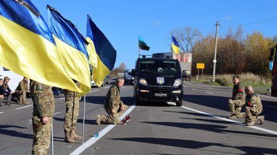 Борислав зустрів тіло загиблого захисника (ФОТО)