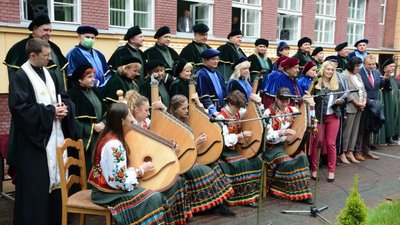 Садовий привітав студентів-першокурсників Львівського торговельно-економічного університету (ФОТО)