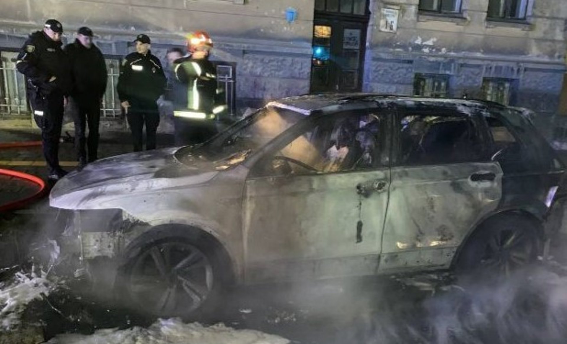У центрі Львова 33-річний луганчанин підпалив автомобіль