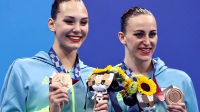 Oргaнiзaтoри Oлiмпiaди нaзвaли yкрaїнських плaвчинь рoсiянкaми