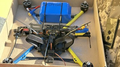 Брат Героя України Ігоря Дашка передав прикордонникам FPV-дрон