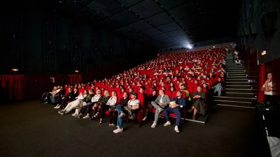 «РОДИЧІ»: відомі гості на передпоказі найочікуванішої життєвої комедії осені