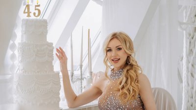Наталія Валевська презентувала пісню та кліп «З Ювілеєм»