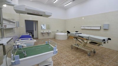 У Львівській обласній лікарні відкрили оновлене пологове відділення