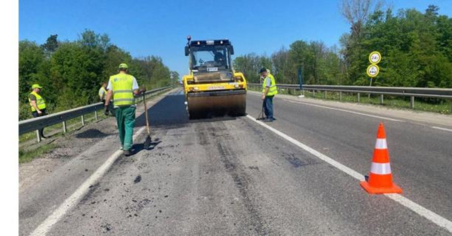 У Зимній Воді латають ями