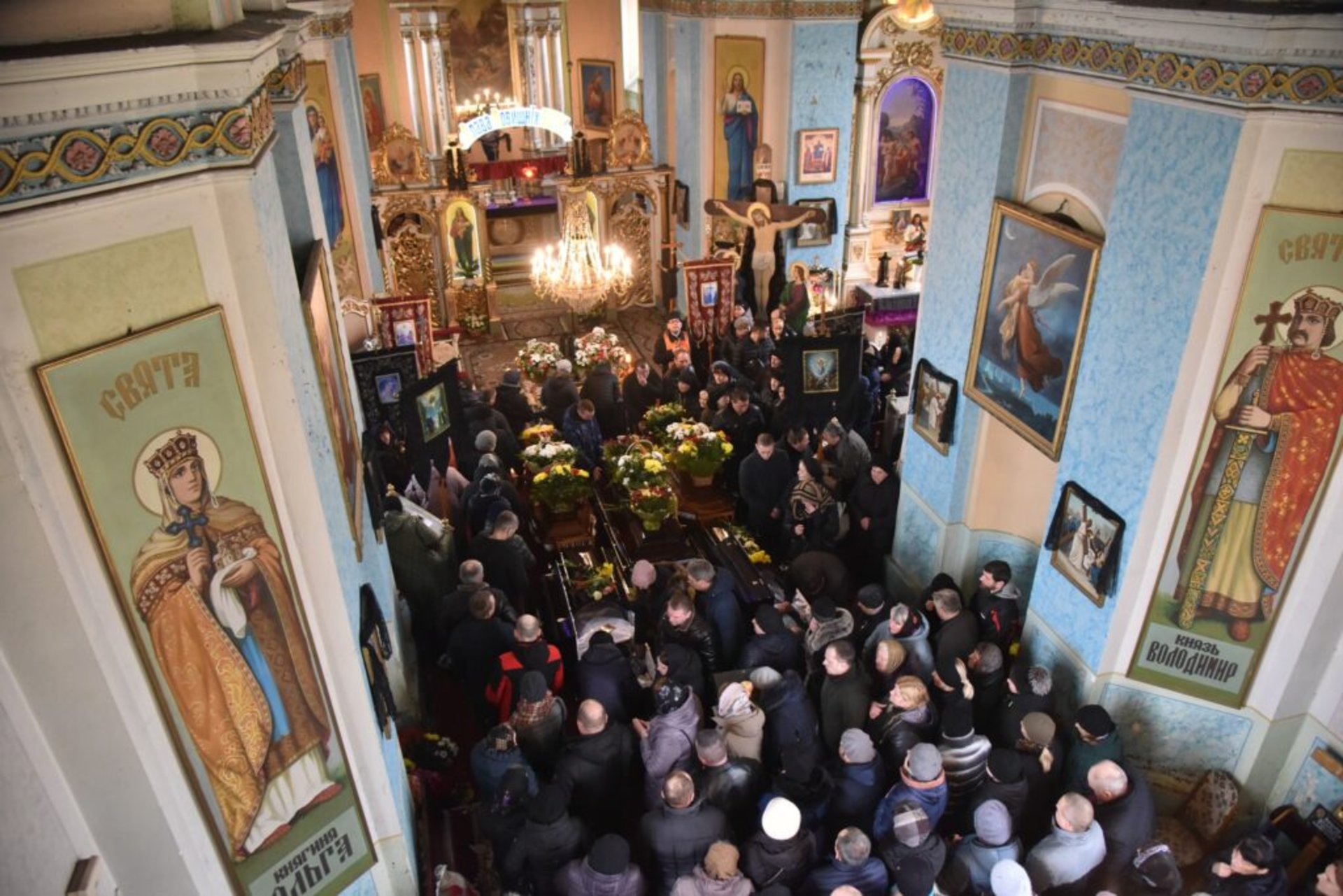 На Золочівщині попрощалися із загиблими внаслідок ракетного удару