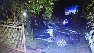 У Стрию електроопора вбила двох людей
