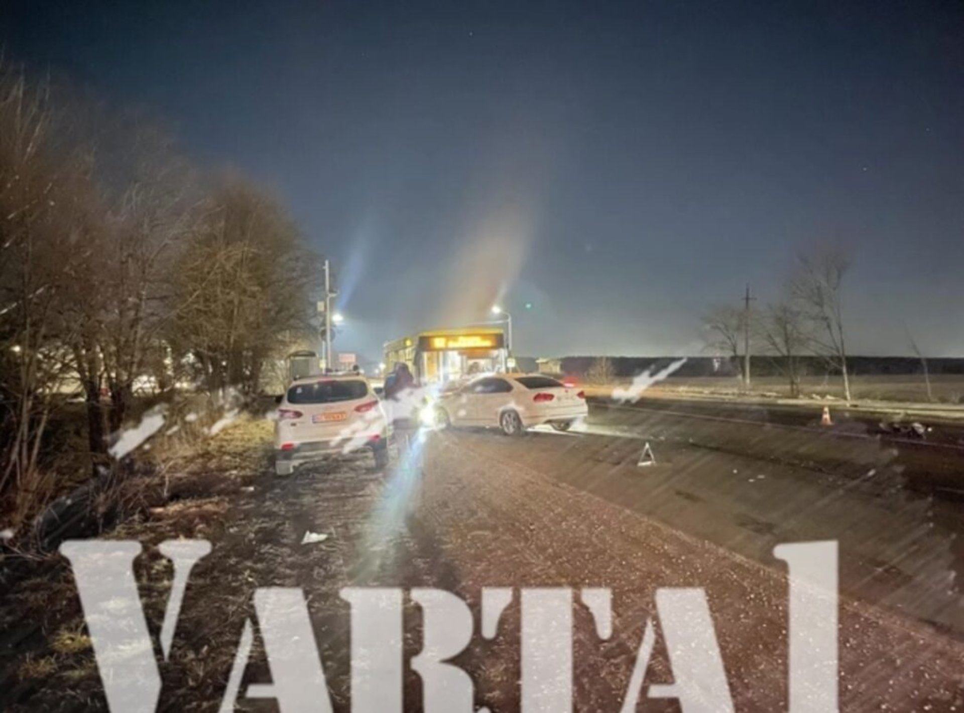 Поблизу Львова сталася потрійна ДТП за участі автобуса