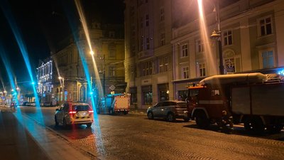 За фактом обвалу будинку у центрі Львова поліцейські відкрили кримінальне провадження