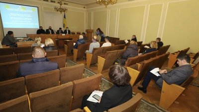 На Львівщині планують придбати житло 39 дітям-сиротам