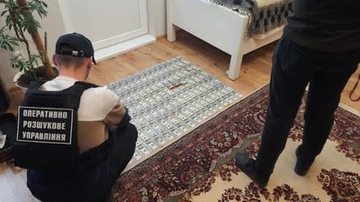На Закарпатті 32-річний чоловік нелегально перенаправляв чоловіків через кордон (ФОТО, ВІДЕО)